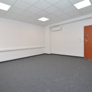 2 pomieszczenia biurowe 41 m2 klima parking