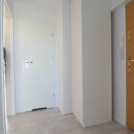 2pok. 49m2 3800PLN + czynsz900 +energia widok park